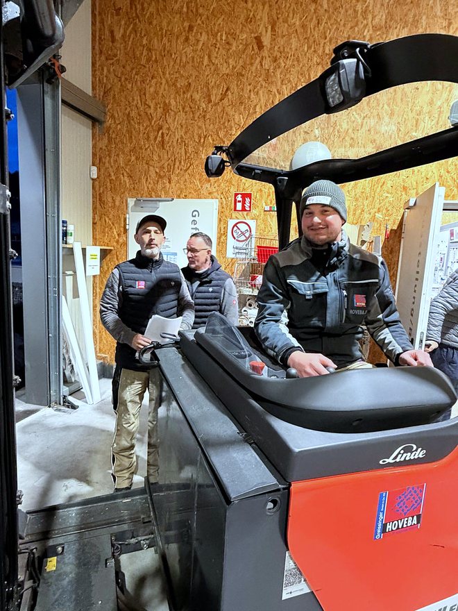 Das HOVEBA-Team bei der Arbeit