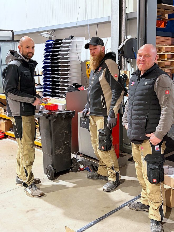 Das HOVEBA-Team bei der Arbeit